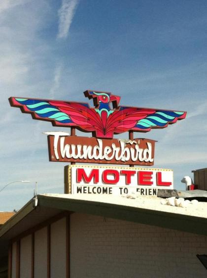thunderbird motel Elko